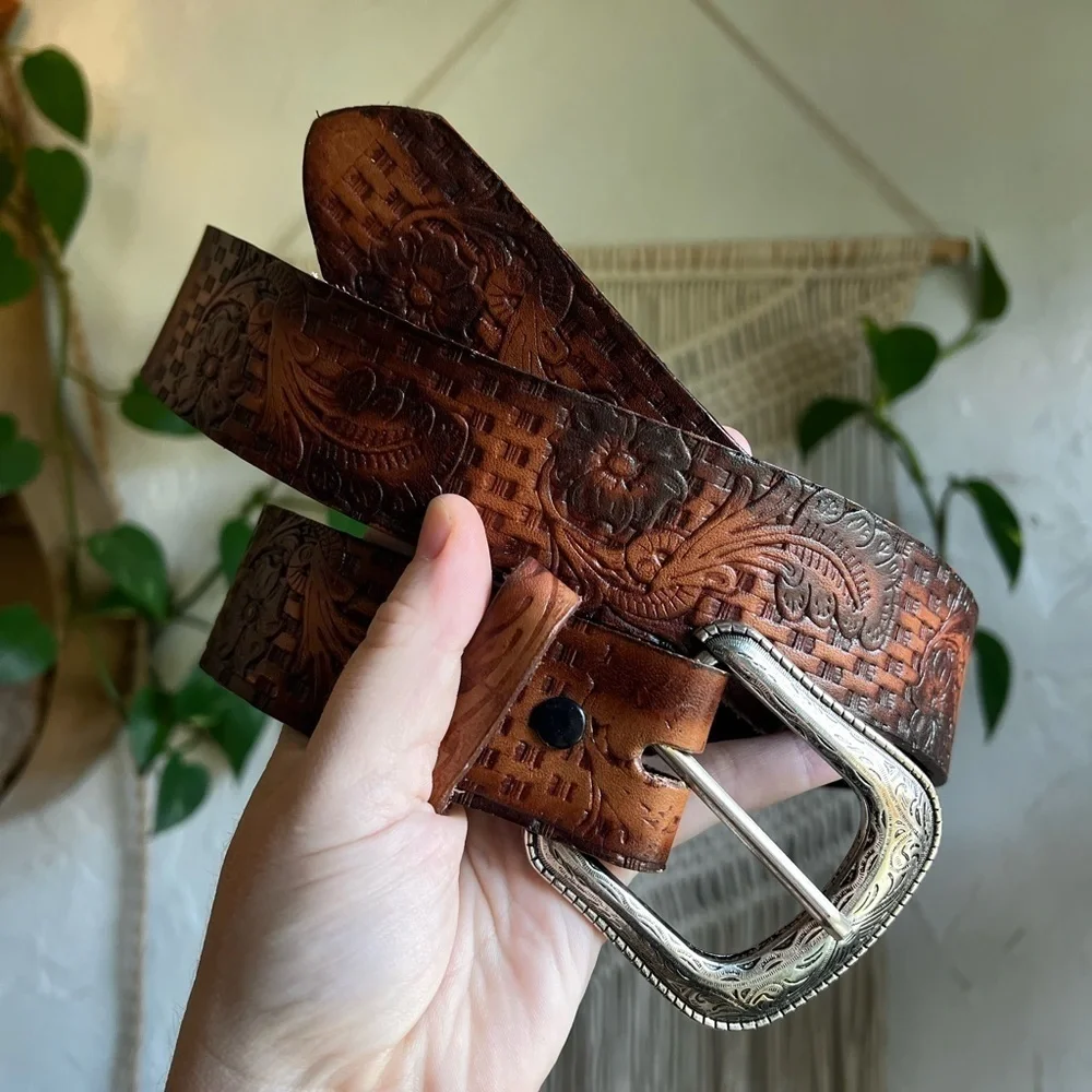 Vintage Tooled Leather Western Belt with Silver Buckle Floral Size L / 42–44